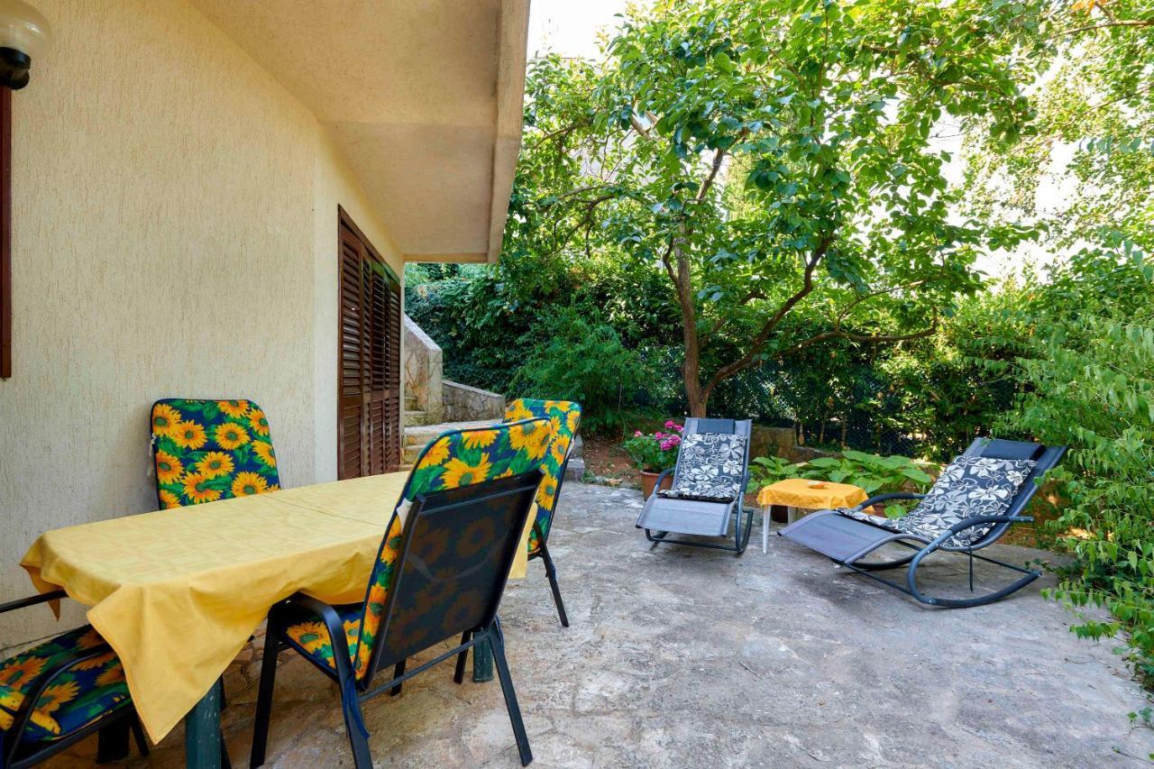 Apartments Dracice 1019 Banjole Bagian luar foto