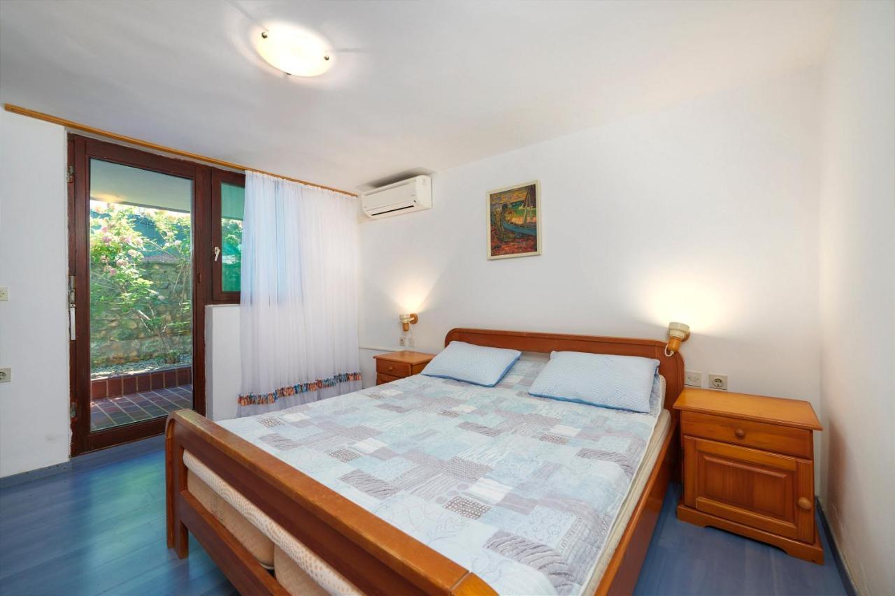 Apartments Dracice 1019 Banjole Bagian luar foto